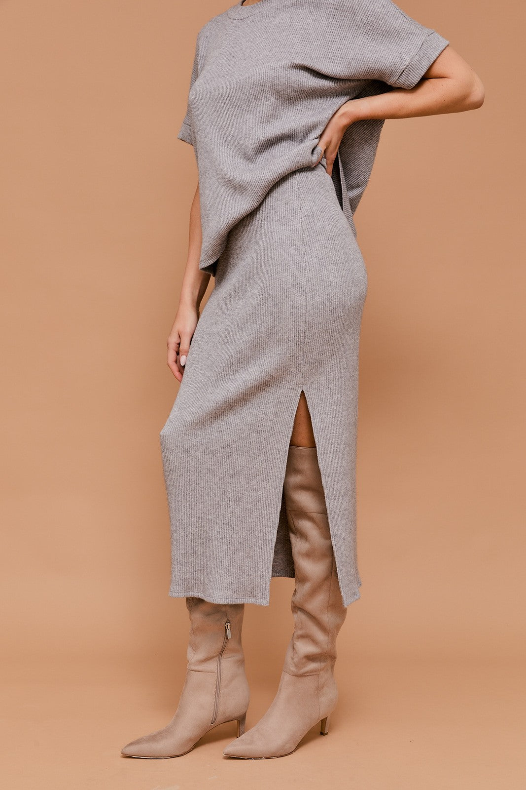 Sleek Side Slit Skirt